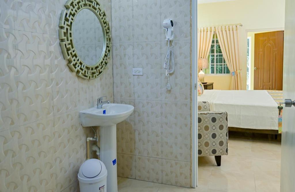 Champagne Villa Whitehouse Екстериор снимка